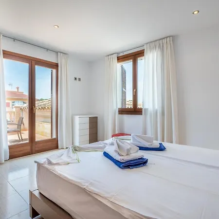 Mit Privatpool Fuer 10 Personen Ca 288 Qm In Sa Coma, Mallorca Suedostkueste Von Mallorca Holiday home *