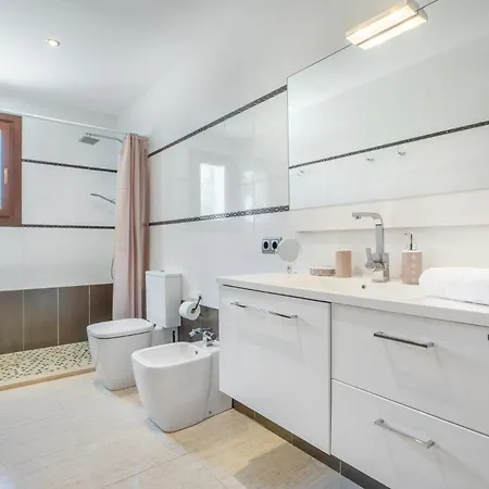 Holiday home Mit Privatpool Fuer 10 Personen Ca 288 Qm In Sa Coma, Mallorca Suedostkueste Von Mallorca *