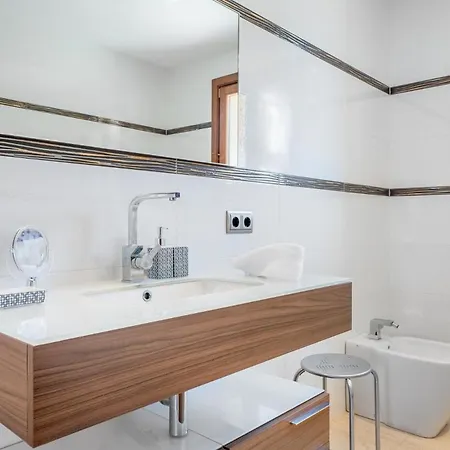 Mit Privatpool Fuer 10 Personen Ca 288 Qm In Sa Coma, Mallorca Suedostkueste Von Mallorca Holiday home