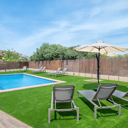 Holiday home Mit Privatpool Fuer 10 Personen Ca 288 Qm In Sa Coma, Mallorca Suedostkueste Von Mallorca *